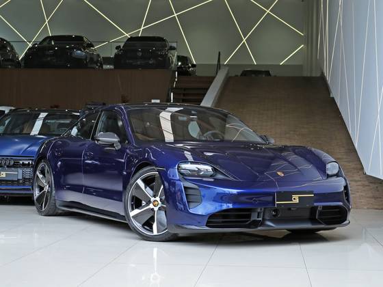 PORSCHE TAYCAN TURBO ELÉTRICO PORSCHE TAYCAN TURBO ELÉTRICO
